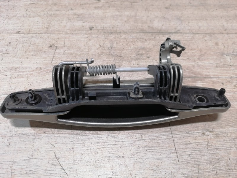 Sandero №12 ручка двери наружная правая деф