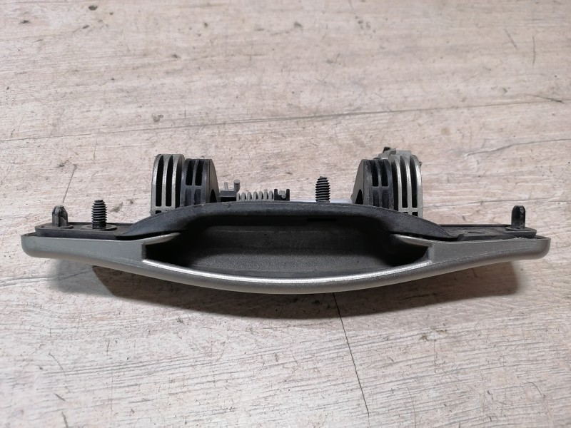 Sandero №12 ручка двери наружная правая деф