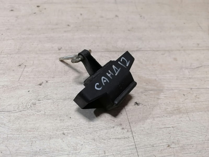 Sandero №12 замок багажника
