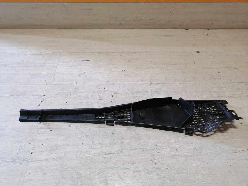 Sandero №12 жабо левая часть