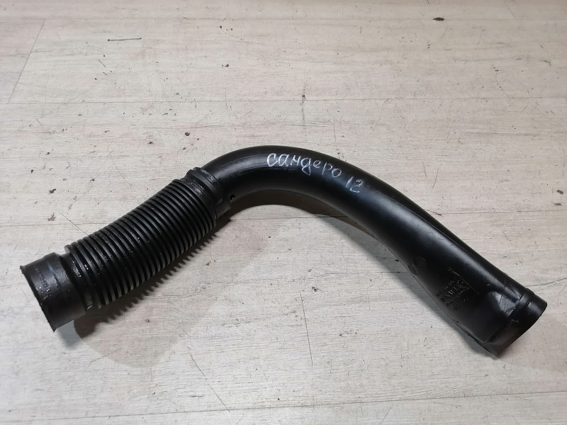 Sandero №12 воздухозаборник 8кл