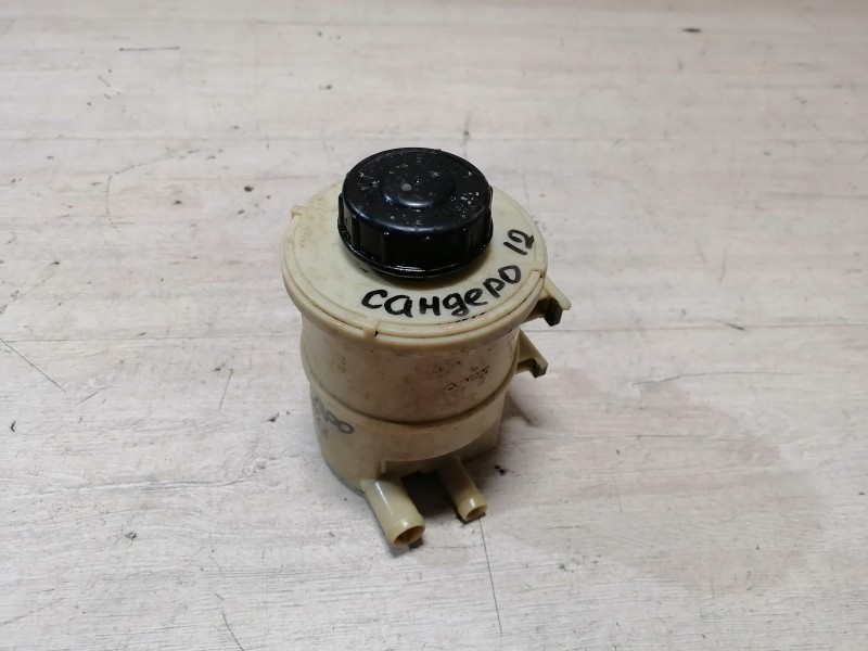 Sandero №12 бачок гур