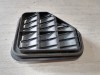 Tiguan №4 решетка вентиляции багажника правая