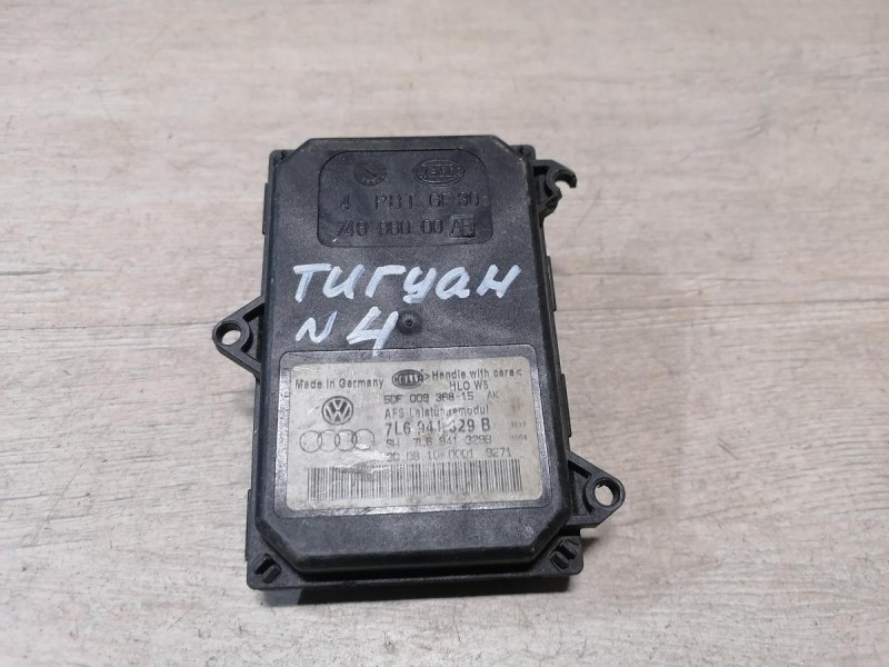 Tiguan №4 блок управления фарой адаптивным светом 7L6941329 деф