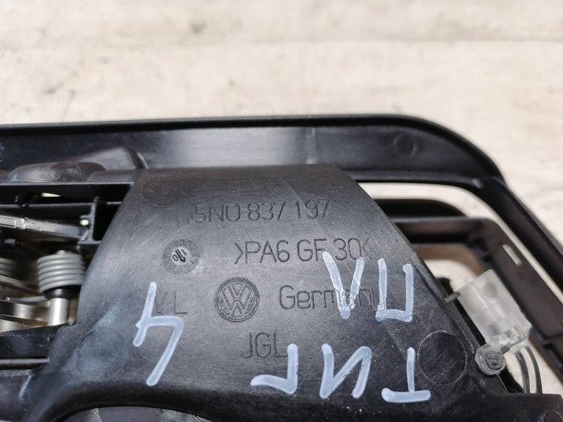 Tiguan №4 ручка двери внутренняя передняя левая