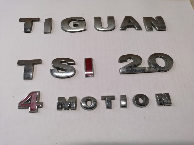 Tiguan №4 эмблема шильдик надпись крышки багажника