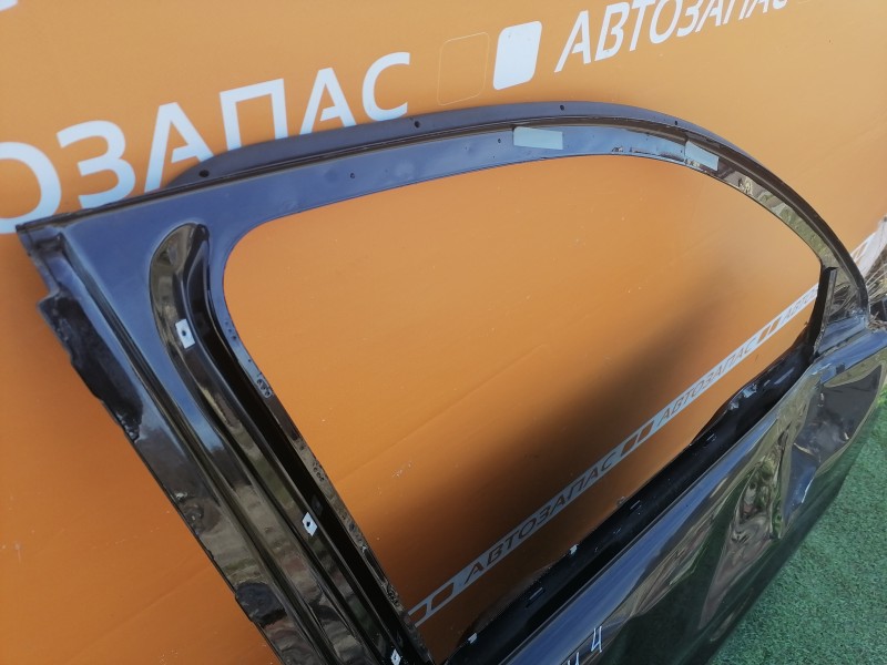 Tiguan №4 дверь передняя правая деф