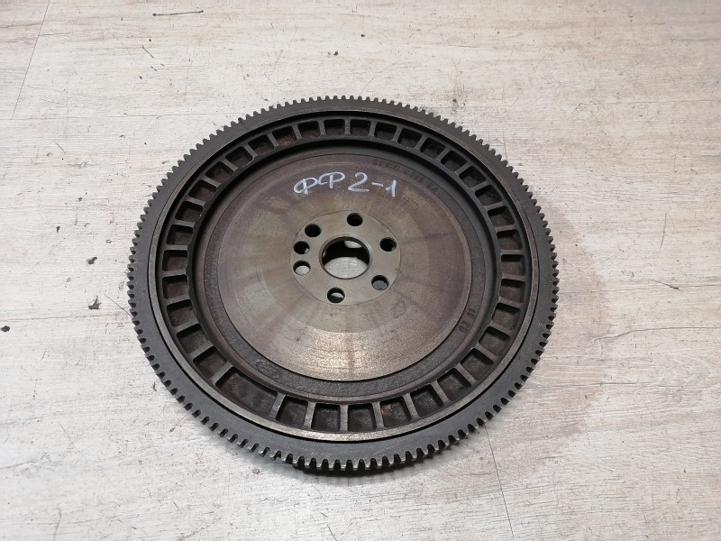 Focus 2 №1 маховик 1.6 МКПП