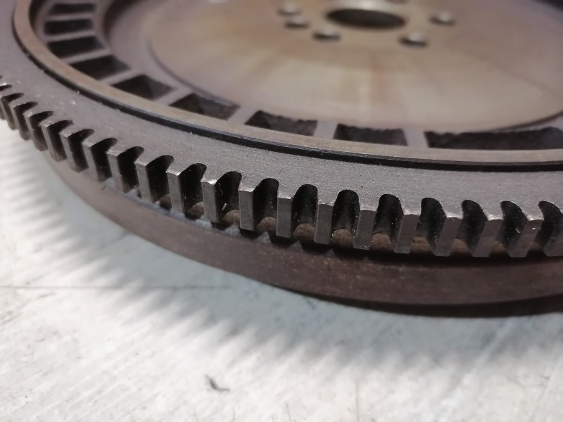 Focus 2 №1 маховик 1.6 МКПП