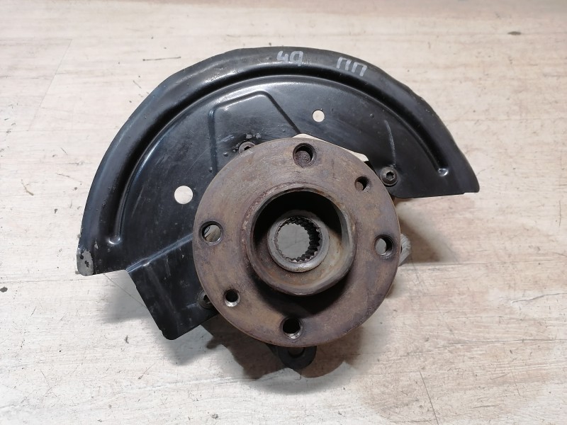 Logan №40 кулак правый