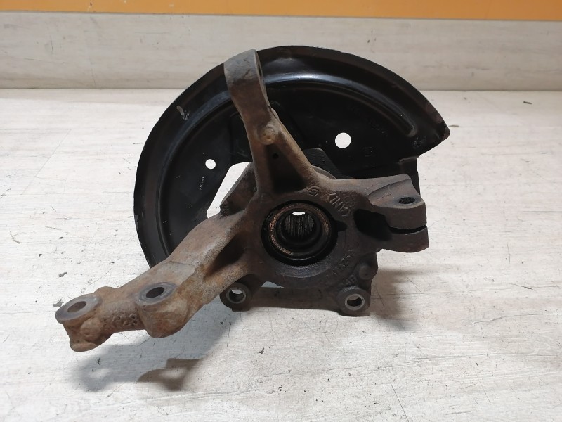 Logan №40 кулак правый