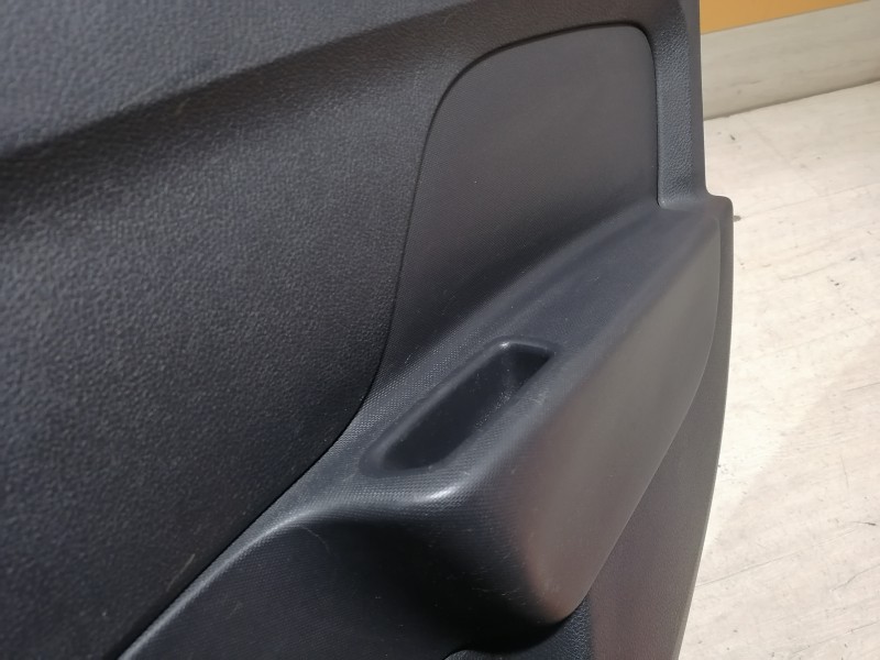 Logan №40 обшивка двери задняя правая мех