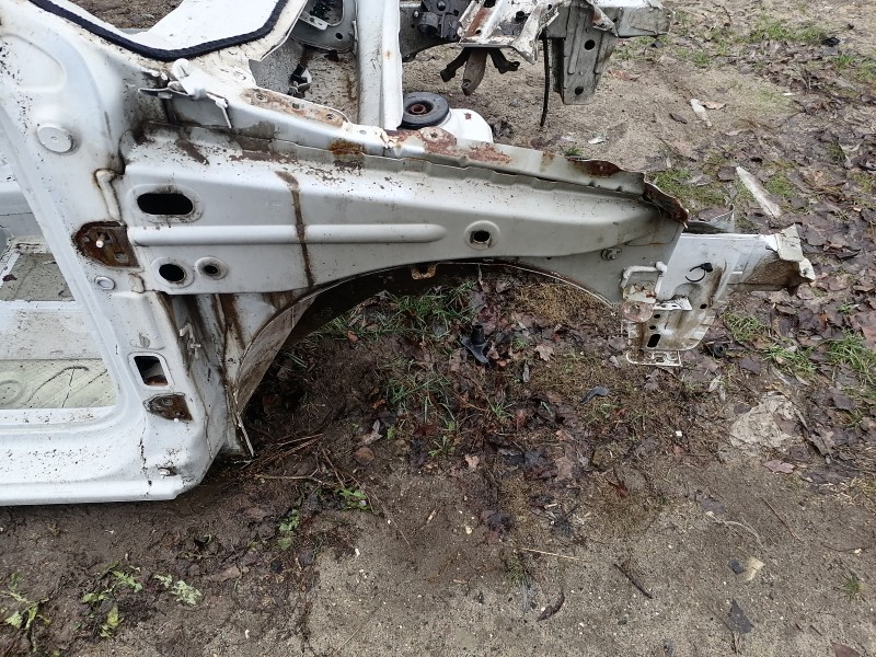 Logan №40 лонжерон правый деф