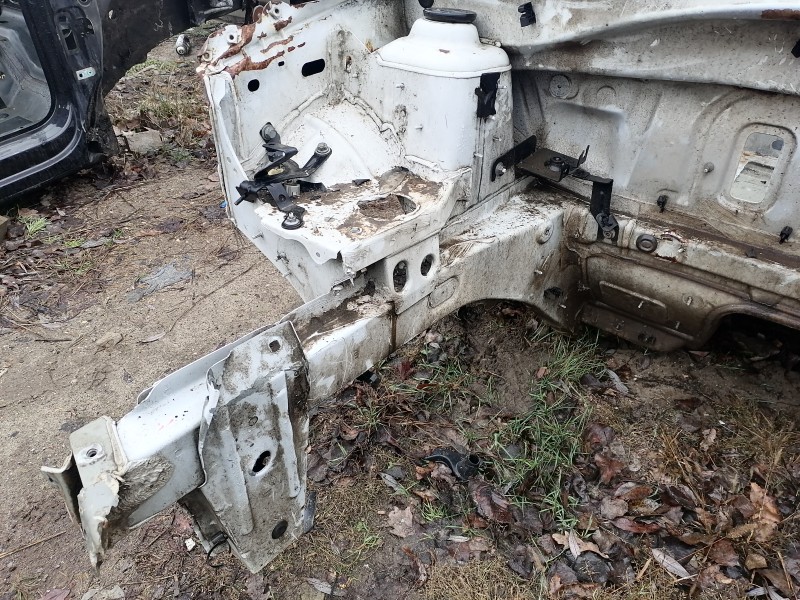 Logan №40 лонжерон правый деф