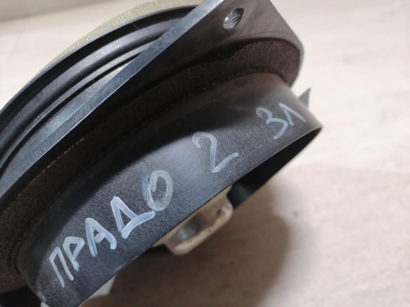 Prado 150 №2 динамик задний