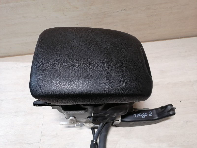 Prado 150 №2 подлокотник с холодильником