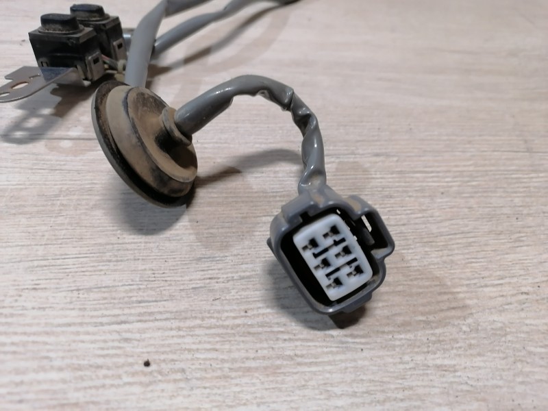 Prado 150 №2 кнопка открывания багажника