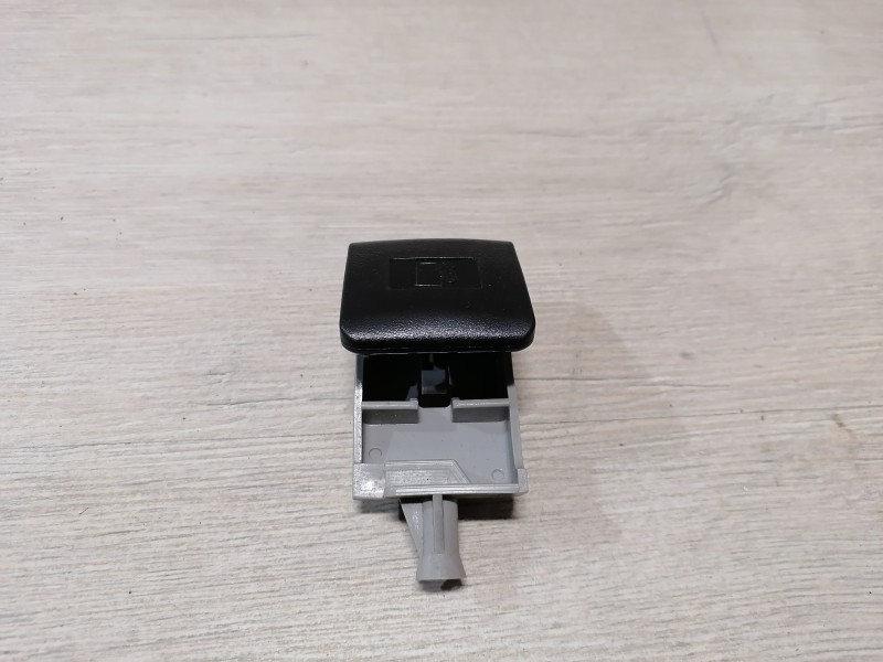 Prado 150 №2 ручка открывания лючка бензобака