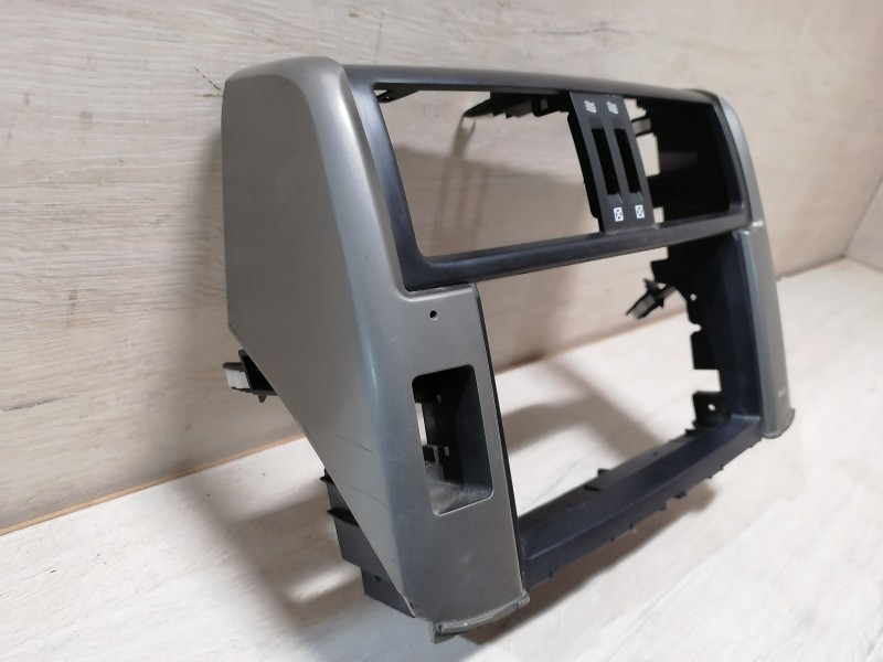Prado 150 №2 рамка под магнитолу дефлекторы деф