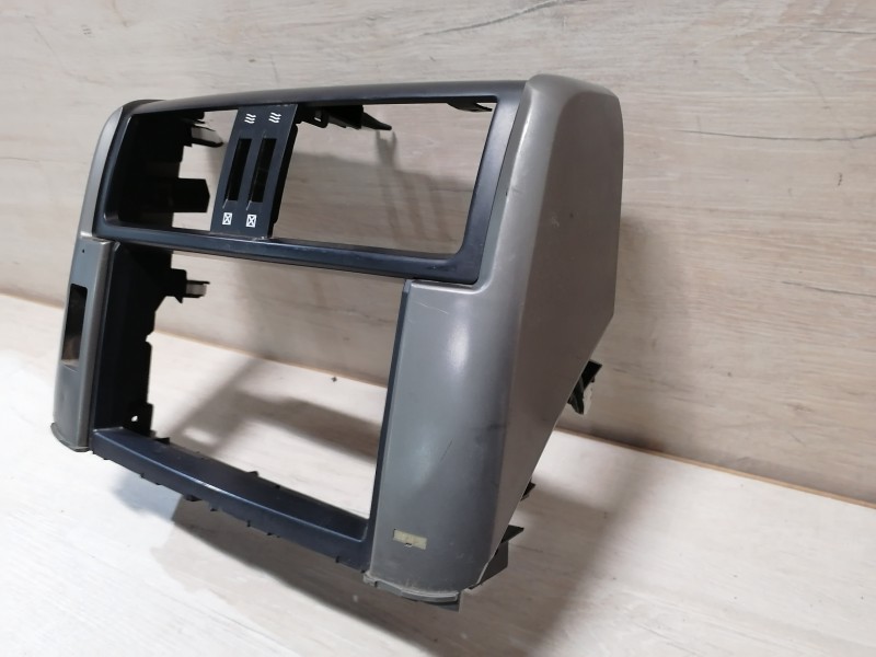 Prado 150 №2 рамка под магнитолу дефлекторы деф
