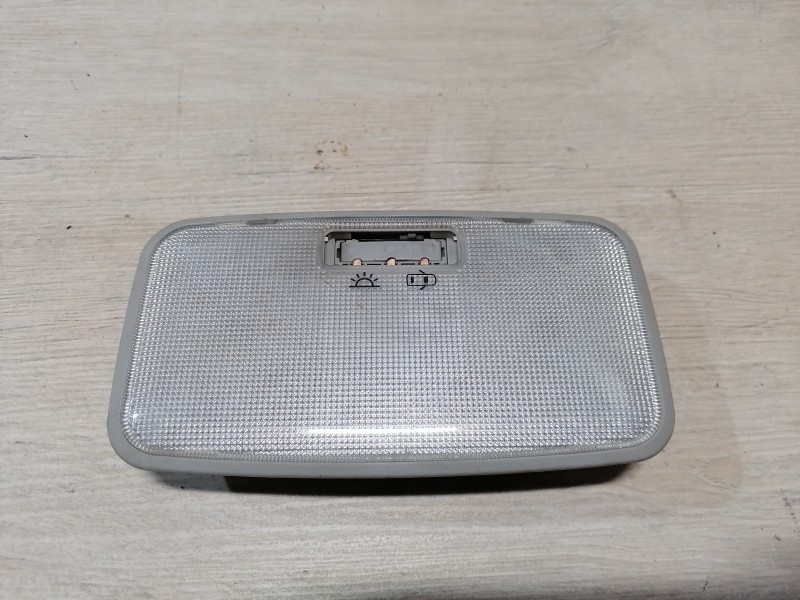 Prado 150 №2 плафон багажника деф