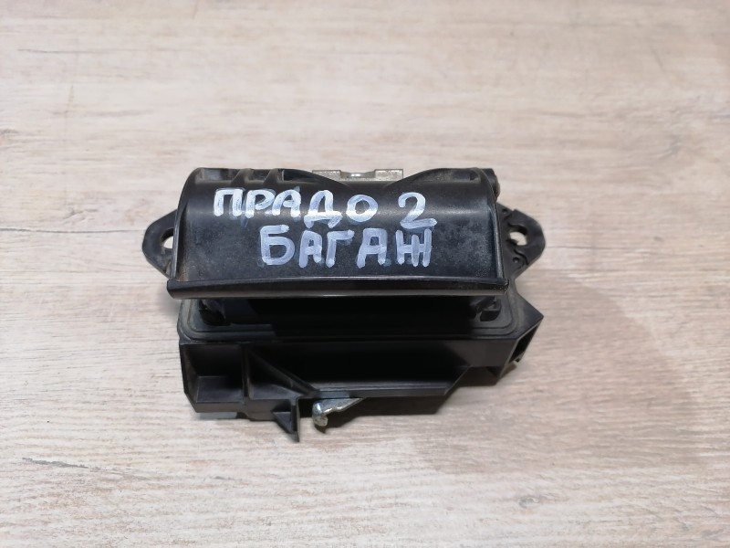 Prado 150 №2 ручка открывания двери багажника