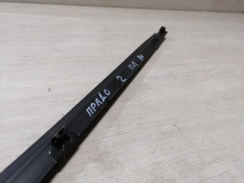 Prado 150 №2 бархотка внутренняя передняя левая