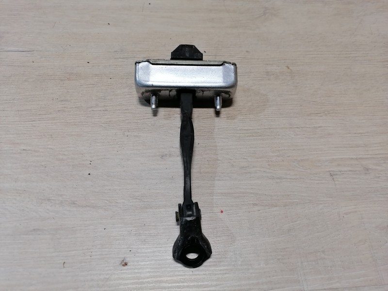 Prado 150 №2 ограничитель двери задний