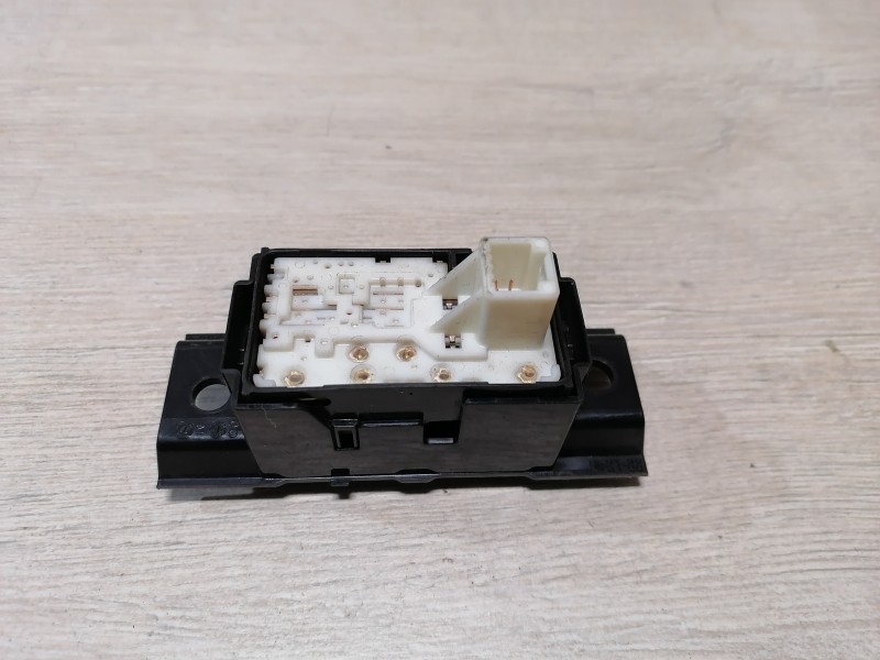 Prado 150 №2 кнопка стеклоподъемника задняя