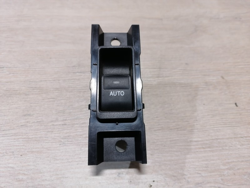 Prado 150 №2 кнопка стеклоподъемника задняя