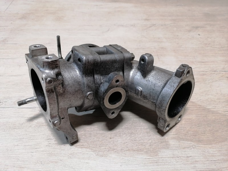 Prado 150 №2 клапан ЕГР EGR фланец деф