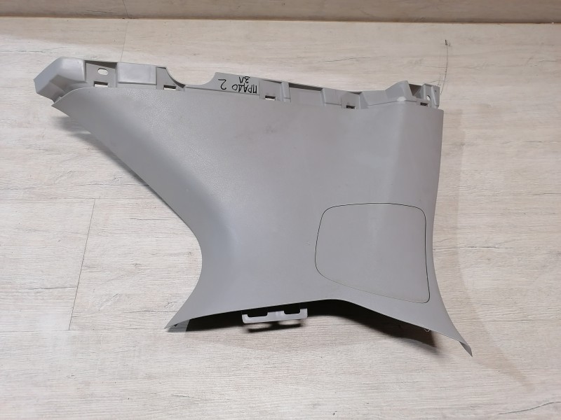 Prado 150 №2 обшивка багажника верхняя левая