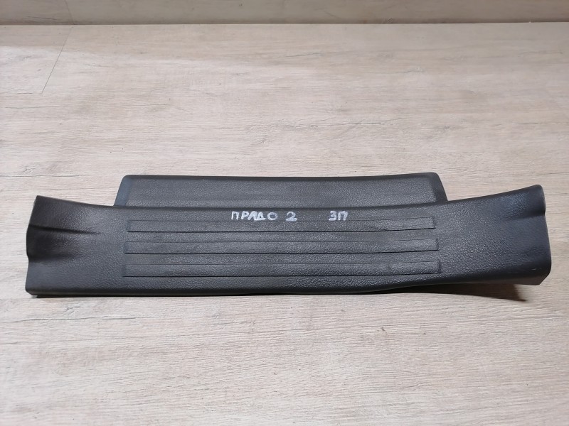 Prado 150 №2 накладка обшивка порога задняя правая