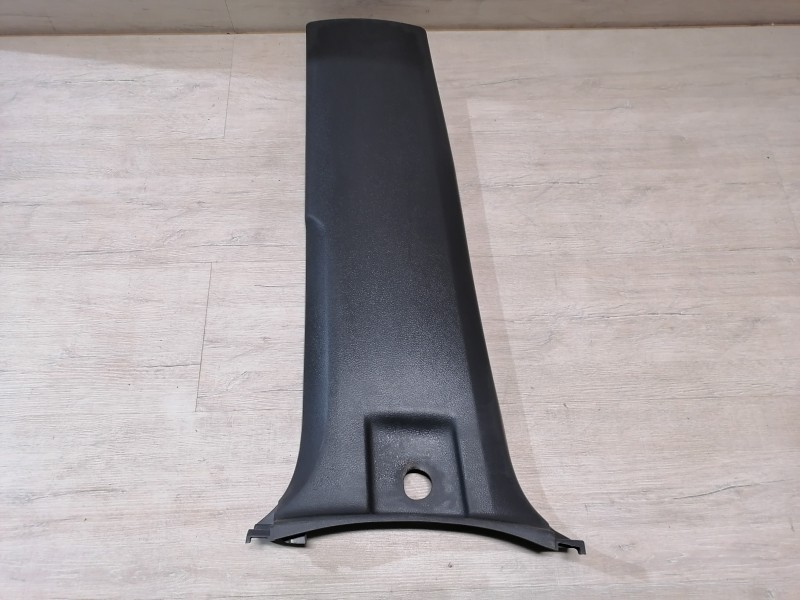 Prado 150 №2 обшивка средней стойки нижняя левая