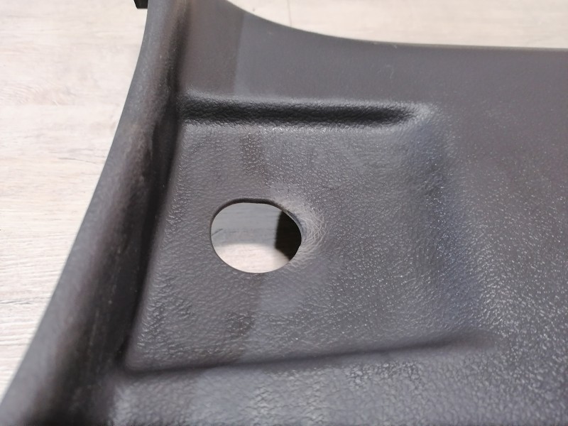 Prado 150 №2 обшивка средней стойки нижняя левая