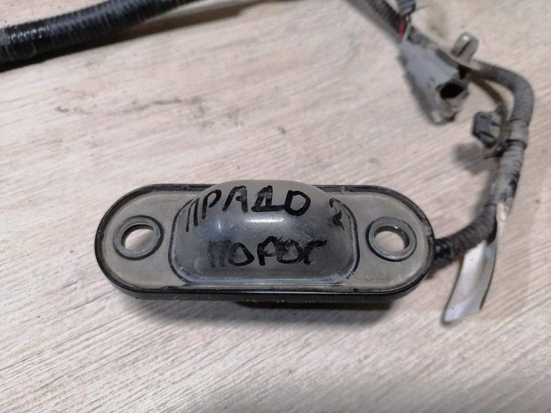 Prado 150 №2 плафон подсветки подножки