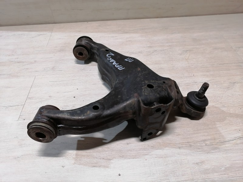 Prado 150 №2 рычаг нижний передний правый
