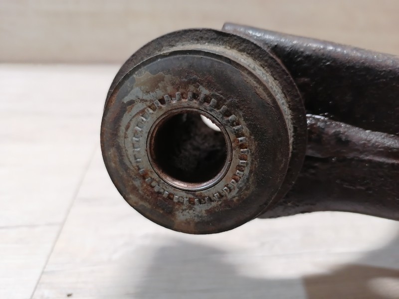 Prado 150 №2 рычаг нижний передний правый
