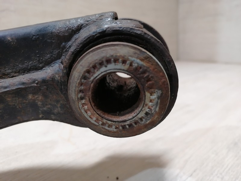 Prado 150 №2 рычаг нижний передний правый