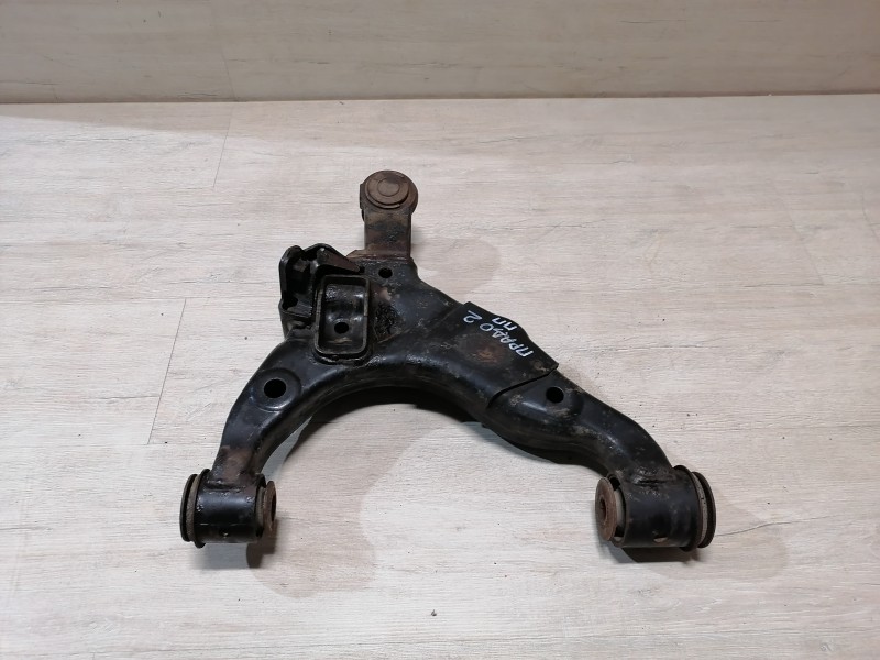 Prado 150 №2 рычаг нижний передний правый