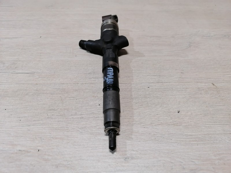 Prado 150 №2 форсунка топливная