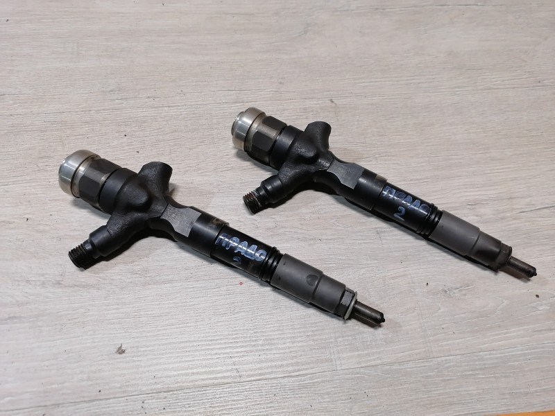 Prado 150 №2 форсунка топливная деф