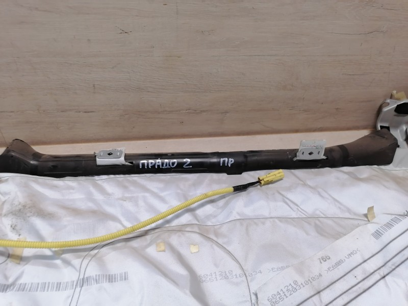 Prado 150 №2 шторка безопасности правая стрел