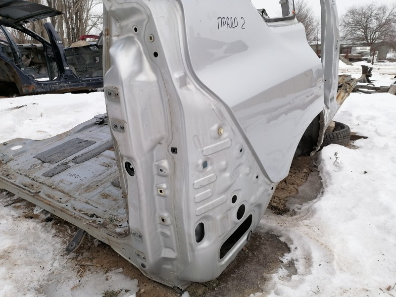 Prado 150 №2 крыло заднее правое четверть деф