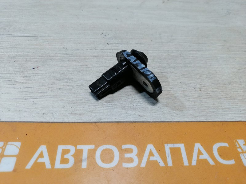Camry v40 №6 концевик двери