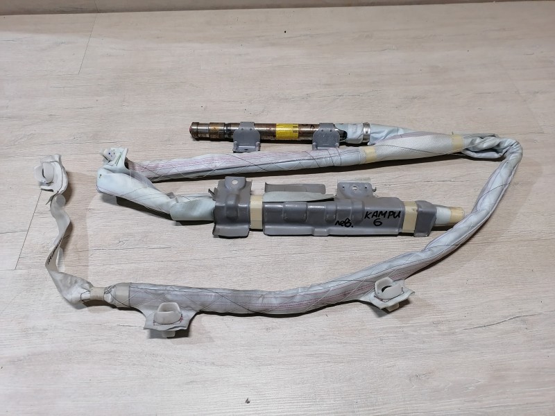 Camry v40 №6 шторка безопасности левая
