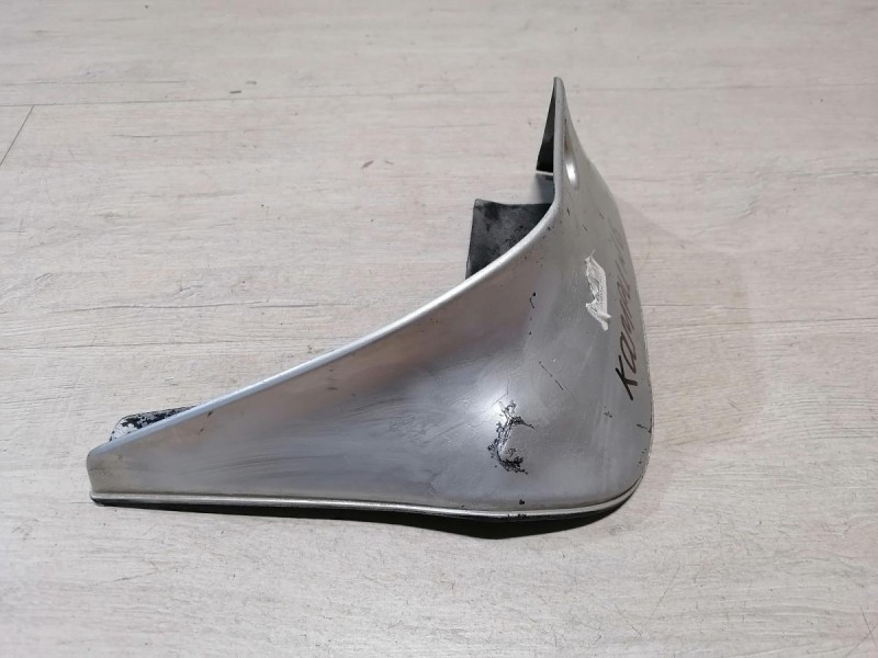 Camry v40 №6 брызговик задний левый деф