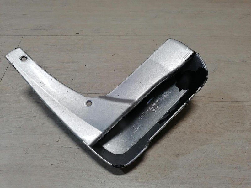 Camry v40 №6 брызговик задний правый не ориг