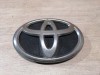 Camry v40 №6 эмблема передняя деф