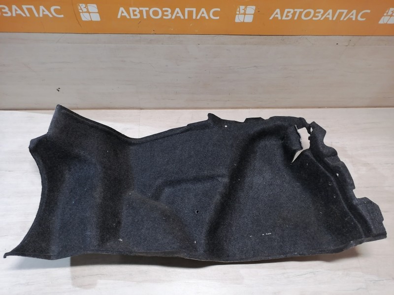Camry v40 №6 обшивка багажника правая